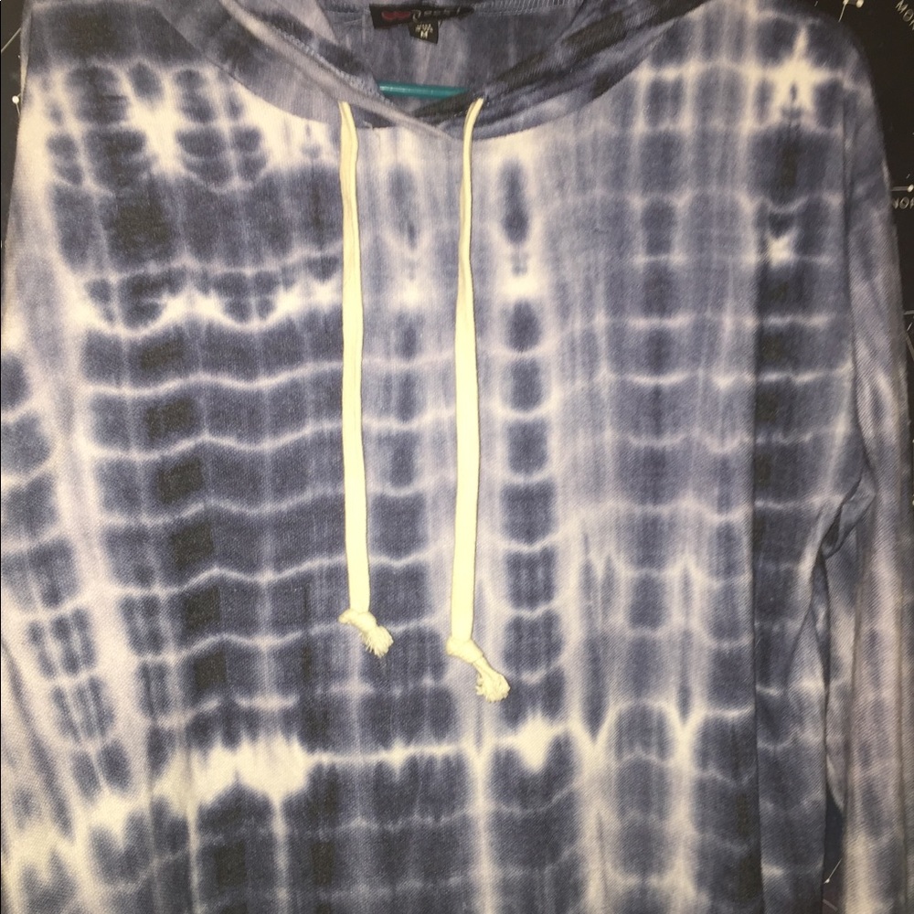Tie-dye blue hooded Shirt